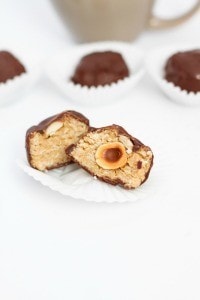 Copycat Lindt Truffles- These No Bake copycat recipe is a healthier take on the infamous chocolate truffle- #vegan #glutenfree and too delicious for words! @thebigmansworld.com