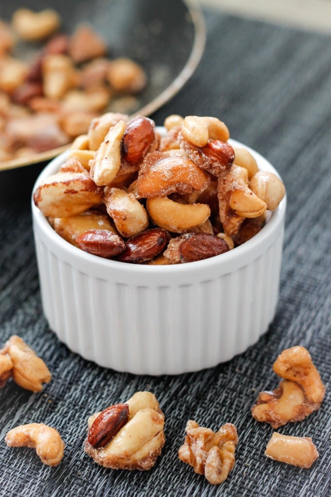 Easy healthy Stovetop Sugar Free Candied Nuts made with NO sugar and completely keto, paleo, vegan and gluten-free- The perfect Christmas gift or holiday treat- Crispy, crunchy, sweet and salty candied nuts with a hint of cinnamon! 