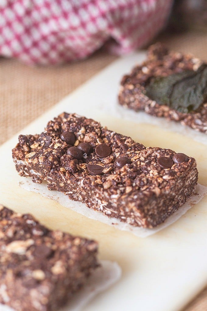 Chewy Mint Chocolate Chip Protein Bars