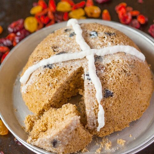 Microwave Hot Cross Bun- A delicious SINGLE SERVE recipe for a hot cross bun perfect for Easter and ready in 3 minutes! Paleo, Gluten Free, Dairy Free, Sugar Free and with a vegan option! @thebigmansworld -thebigmansworld.com