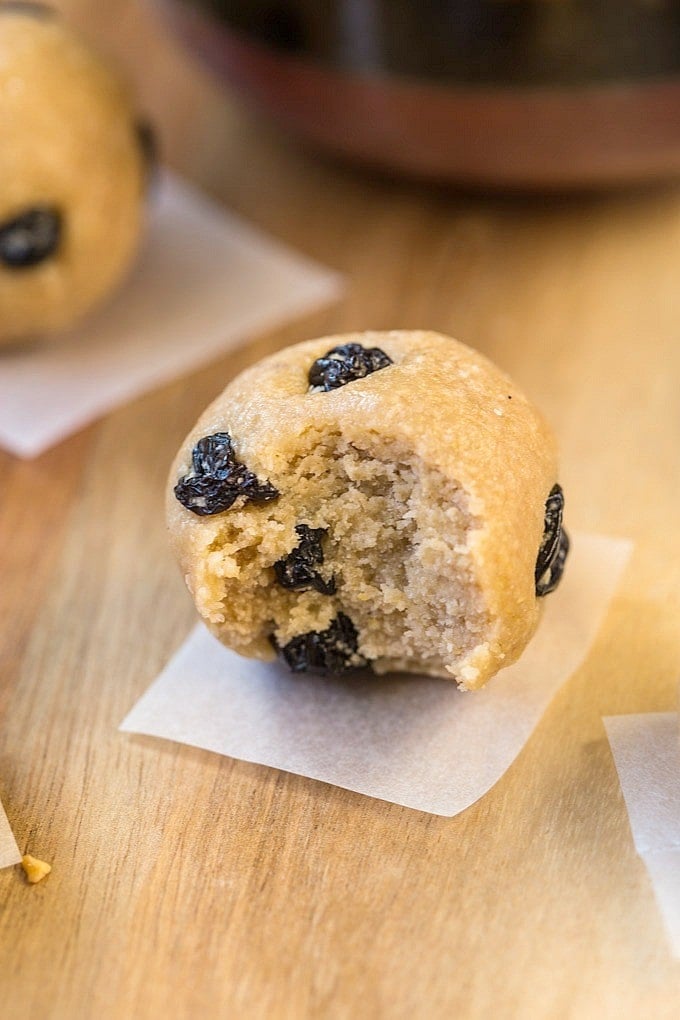 Healthy No Bake Blueberry Muffin Energy Bites recipe