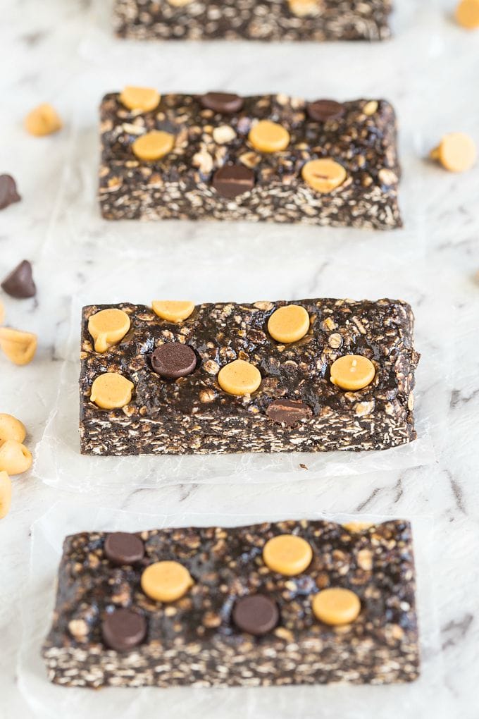 Extra Chewy Chocolate Peanut Butter Granola Bars-No bake and ready in 5 minutes, they are gluten free, over 20 grams of protein and a vegan option too- A delicious snack! 
