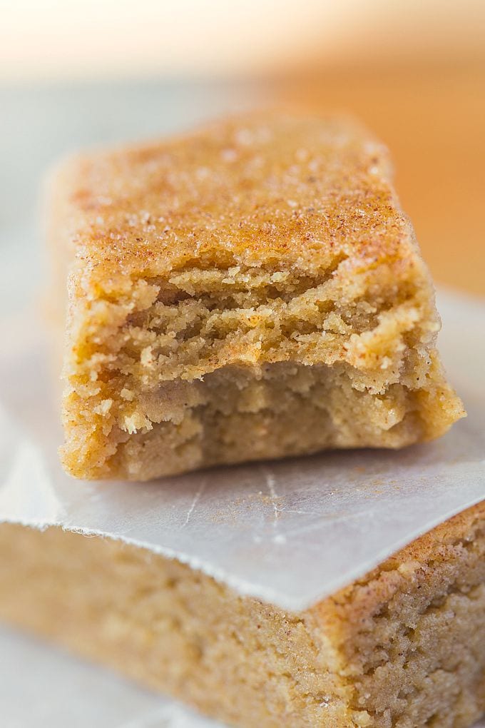 homemade apple pie protein bars.