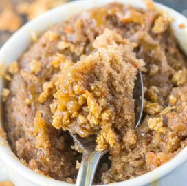1 minute coffee cake in a mug