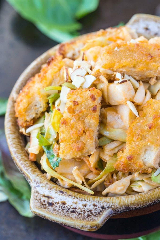 Vegan Asian 'Chicken' Salad- Quick, easy and delicious, this 'chicken' salad will sway even the biggest carnivore- The dressing is AMAZING! {vegan, gluten free}