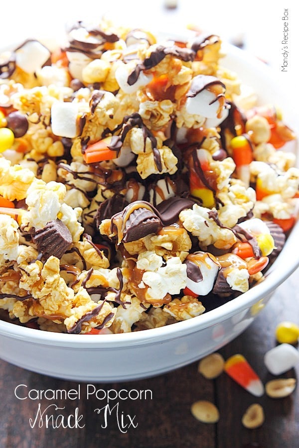 Caramel-popcorn-snack-mix