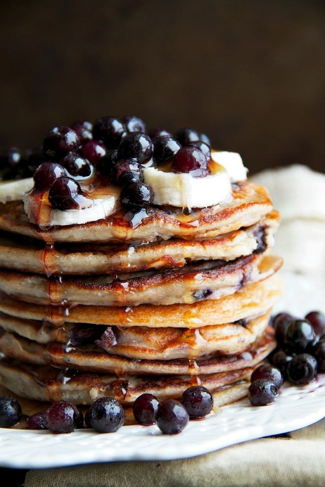 Blueberry Banana Greek Yogurt Pancakes4