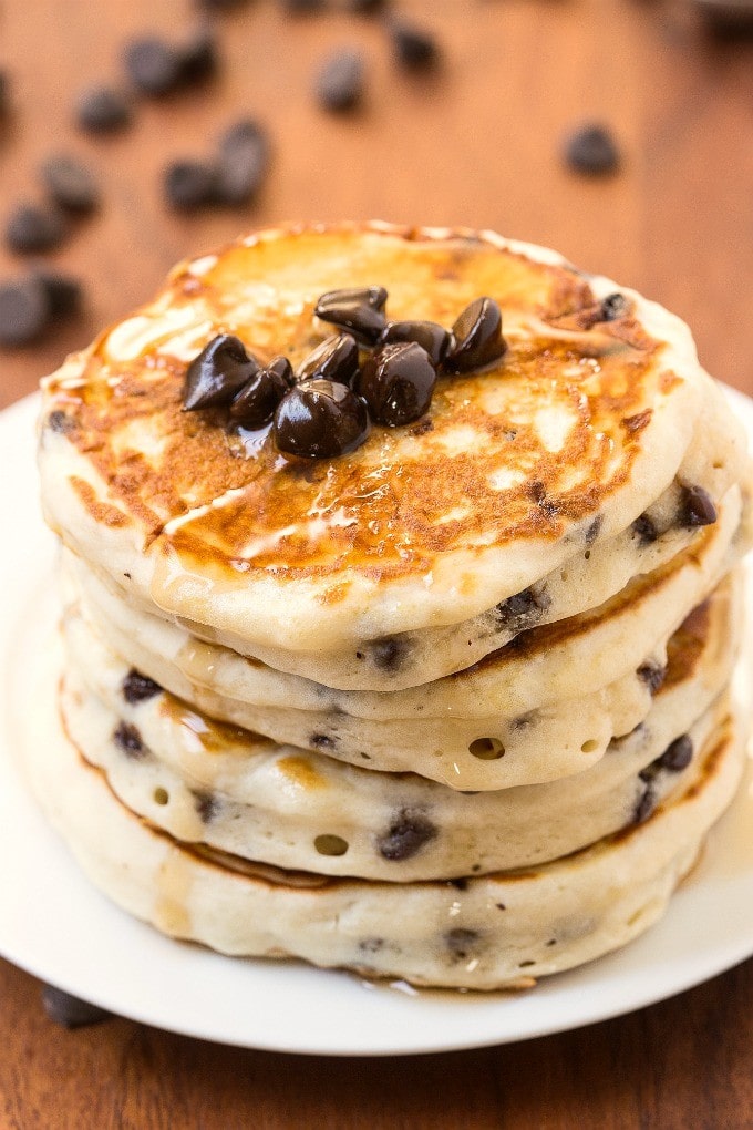 Healthy Thick and Fluffy Low Carb Pancakes with chocolate chips- Packed with protein but with NO protein powder- Low calorie too! {vegan, gluten free, paleo recipe}- thebigmansworld.com