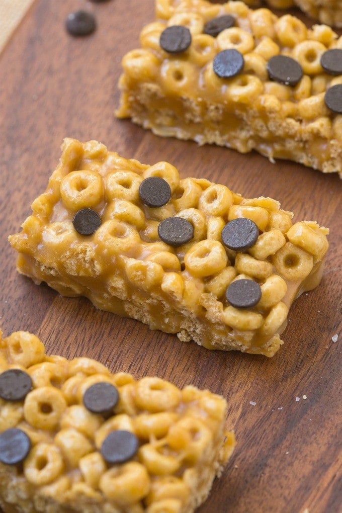 4 Ingredient No Bake Protein Cereal Bars