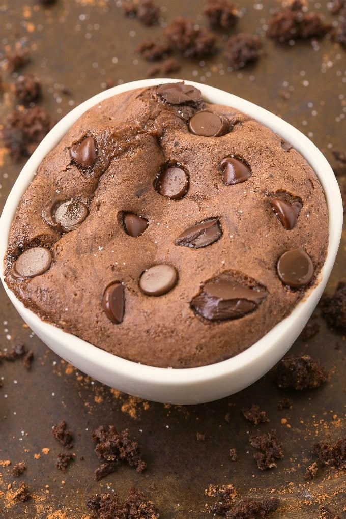 Healthy 1 Minute Double Chocolate Muffin made with NO butter, NO oil, NO flour and NO sugar but you'd never tell! Oven option too! {vegan, gluten free, grain free, paleo recipe}- thebigmansworld.com