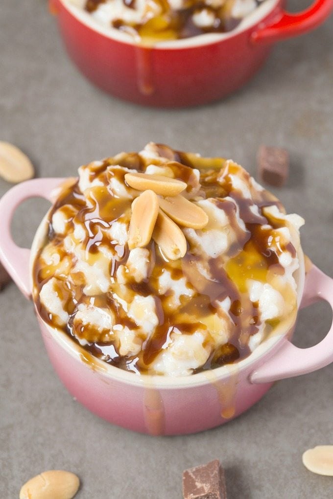 Healthy High Protein Snickers Overnight Oats- Easy, delicious and totally dessert for breakfast but with NO sugar or nasties! It tastes just like a snickers bar! {vegan, gluten free, sugar free recipe}- thebigmansworld.com