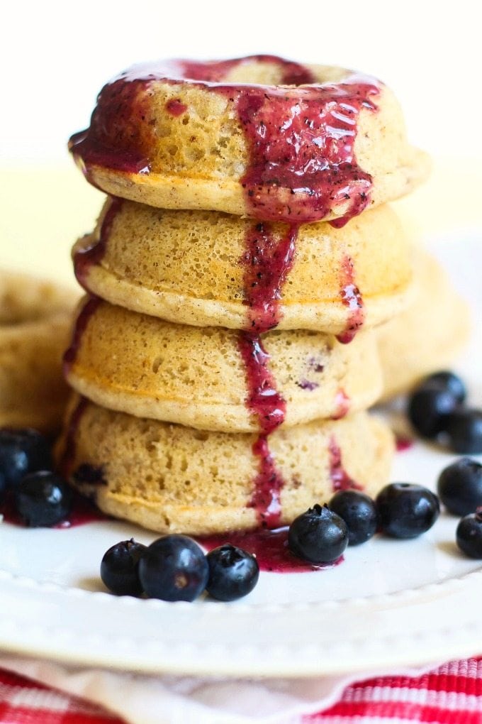 healthy baked blueberry doughnuts