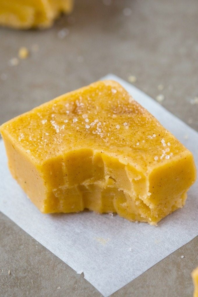 Healthy 4 Ingredient Pumpkin Fudge