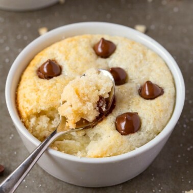 Keto Vanilla Mug Cake Recipe