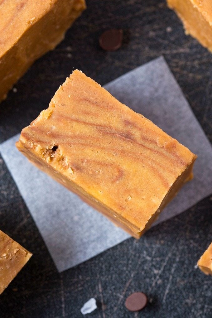 Healthy 4 Ingredient Banana Chocolate (CHUNKY MONKEY) Fudge- Smooth, creamy and ready in MINUTES, this quick, easy and delicious no bake fudge has NO butter, dairy, white sugar, grains or flour and perfect to use up overripe bananas! {vegan, gluten free, refined sugar free, paleo recipe}- thebigmansworld.com 