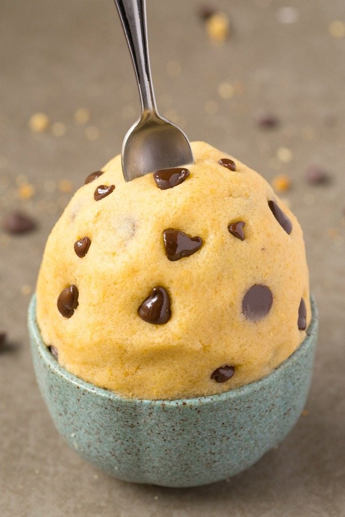 Healthy Paleo BREAKFAST Cookie Dough- This quick and easy edible and egg-free cookie dough which requires NO baking- It's perfectly portioned and completely guilt-free- Snack, dessert or an anytime treat- NO butter, dairy, oil, grains or sugar! {vegan, gluten free, paleo recipe}- thebigmansworld.com