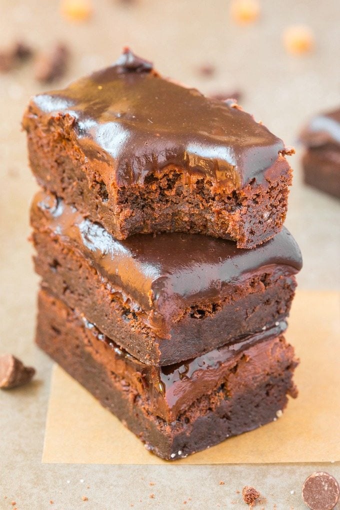 Healthy Flourless Pumpkin Breakfast Brownies