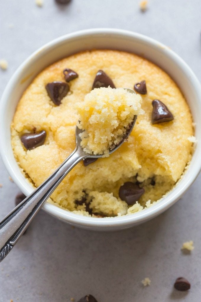 Healthy 1 Minute LOW CARB Chocolate Chip Muffin (mug cake)- Light, fluffy and moist in the inside! Single serving and packed full of protein and NO sugar whatsoever- Oven option too! {vegan, gluten free, paleo recipe}- thebigmansworld.com