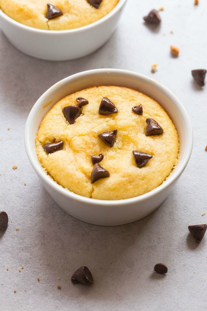 Healthy 1 Minute LOW CARB Chocolate Chip Muffin (mug cake)- Light, fluffy and moist in the inside! Single serving and packed full of protein and NO sugar whatsoever- Oven option too! {vegan, gluten free, paleo recipe}- thebigmansworld.com