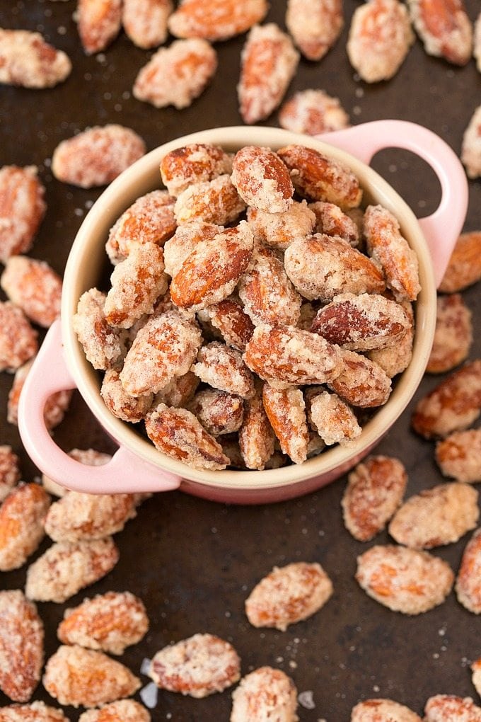 Easy Stovetop Sugar Free Candied Almonds (V, GF, Paleo)- Just 3 Easy, healthy ingredients and ZERO sugar- No table sugar, no sticky sweeteners and less than 10 minutes- Oven option too! {vegan, gluten free, paleo recipe}- thebigmansworld.com