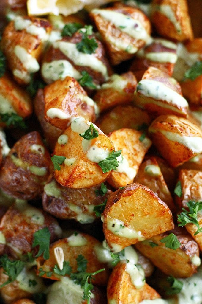 crispy-potatoes-with-garlic-lemon-avocado-aioli1