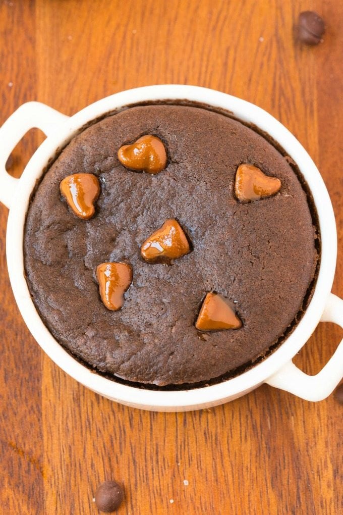 Healthy 3 Ingredient 1 Minute Flourless Brownie