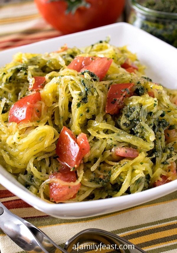 spaghetti-squash-pesto-tomatoes