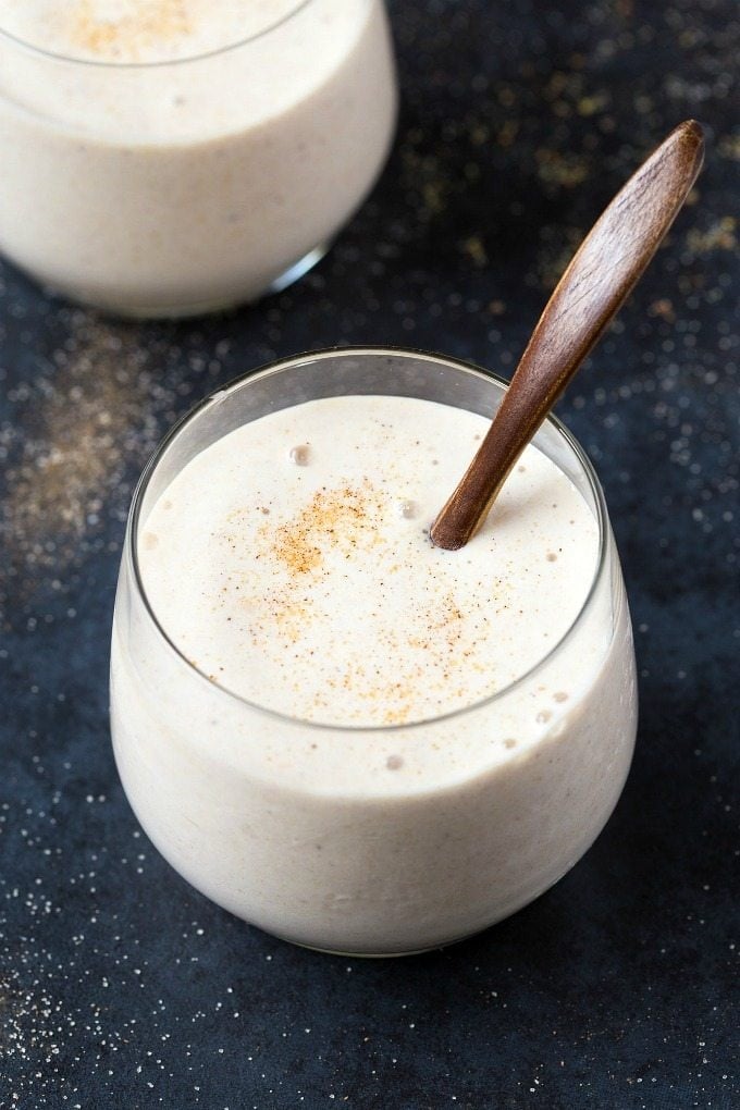 Healthy 3 Ingredient Banana Breakfast Smoothie (Whole 30, Paleo, V, GF)- Whole30 compliant thick and creamy smoothie made with 3 CLEAN ingredients- Filling, satisfying and ready in seconds! {whole 30, paleo, vegan, gluten free, dairy free recipe}- thebigmansworld.com