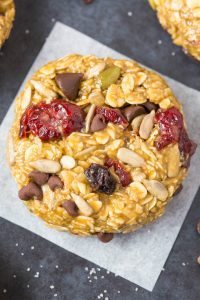 No Bake Trail Mix Cookies (V, GF, DF)- Easy, fuss-free and delicious, this healthy no bake thick and chewy cookie combines cereal and customizable add-ins in one! {vegan, gluten free, sugar free recipe}- thebigmansworld.com