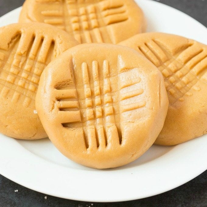 3-Ingredient Peanut Butter Cookies Recipe