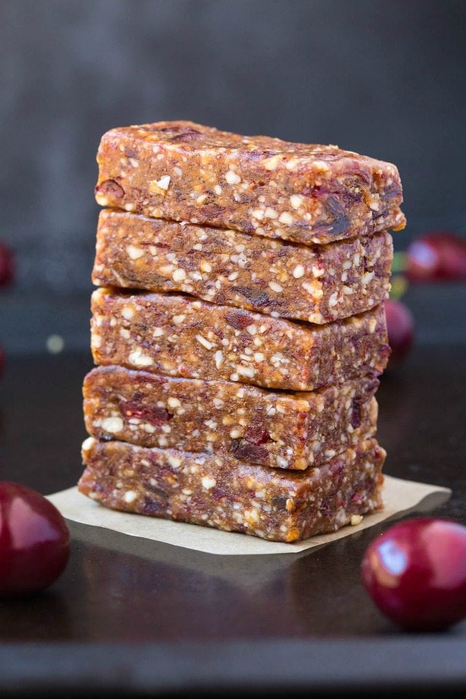 Homemade Cherry Pie Larabars (Whole30, Paleo, Vegan, Gluten Free) These homemade Larabars are cheaper than store-bought and take minutes to whip up! Made with just 3 Ingredients and whole30 approved! (vegan, whole 30, dairy free, refined sugar free)- #whole30 #vegan #whole30approved | Recipe on thebigmansworld.com