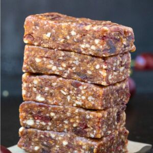 Homemade Cherry Pie Larabars (Whole30, Paleo, Vegan, Gluten Free) These homemade Larabars are cheaper than store-bought and take minutes to whip up! Made with just 3 Ingredients and whole30 approved! (vegan, whole 30, dairy free, refined sugar free)- #whole30 #vegan #whole30approved | Recipe on thebigmansworld.com