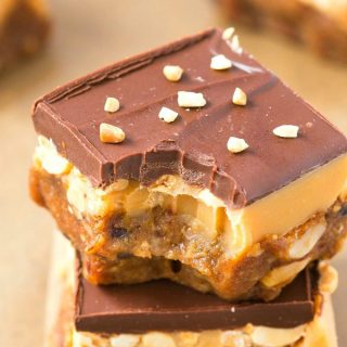 5-Ingredient No Bake Snickers Bars (Keto, Paleo, Vegan, Sugar Free)- Make this easy no bake snickers bars recipe which is naturally sweetened to satisfy your sweet tooth the healthy way! Low carb, smooth, creamy and with just 5 ingredients! #lowcarbrecipe #ketorecipe #peanutbutter #ketodessert #lowcarb #sugarfree | Recipe on thebigmansworld.com