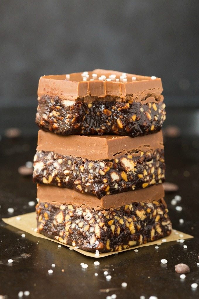 Raw 4 Ingredient Un-baked brownies recipe ready in minutes! 