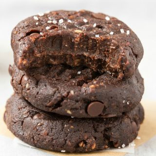 4-Ingredient No Bake Brownie Cookies (Keto, Paleo, Vegan, Sugar Free)- Make these easy no bake cookies in under 5 minutes, to satisfy your sweet tooth the healthy way! Low carb, thick, fudgy and loaded with healthy chocolate! #lowcarbrecipe #nobakecookies #ketodessert #lowcarb #sugarfree #brownie | Recipe on thebigmansworld.com