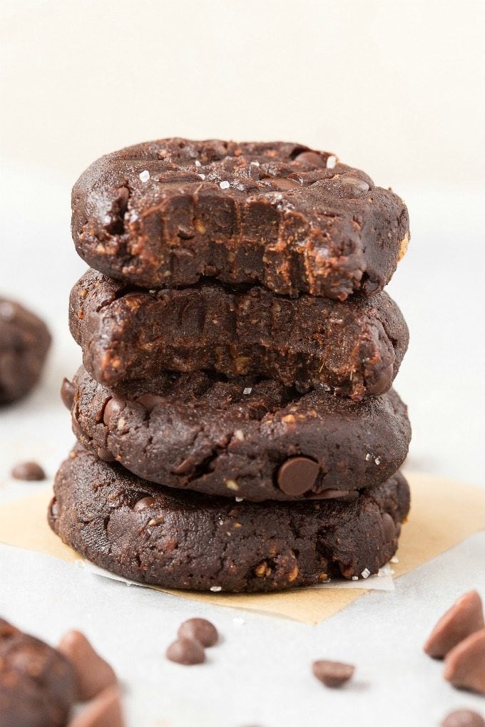 4-Ingredient No Bake Brownie Cookies
