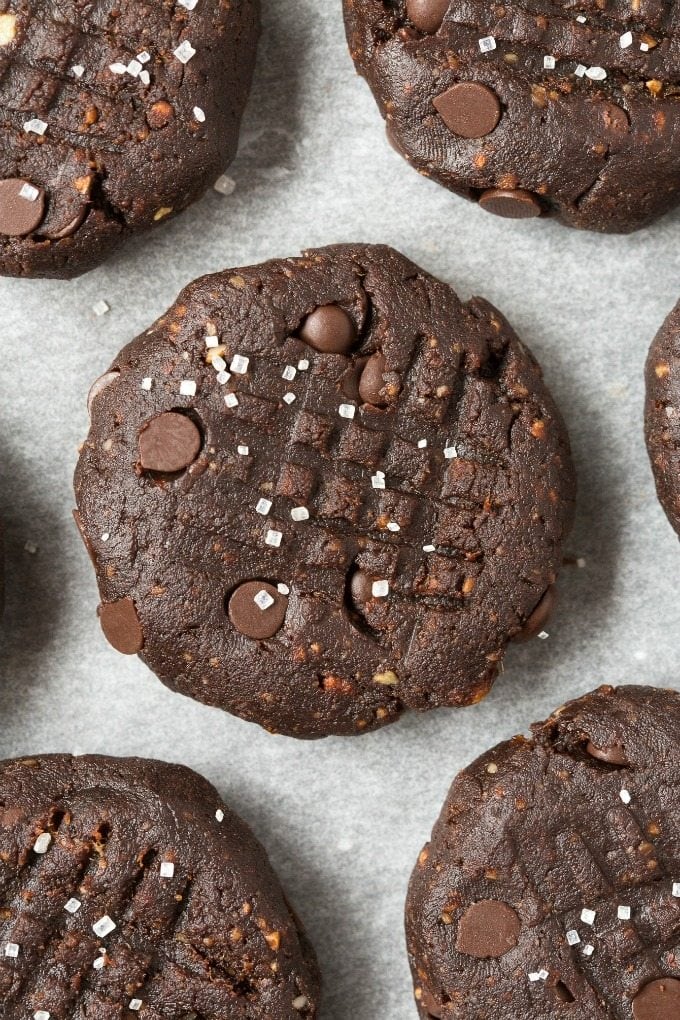 4-Ingredient No Bake Brownie Cookies topped with chocolate chips