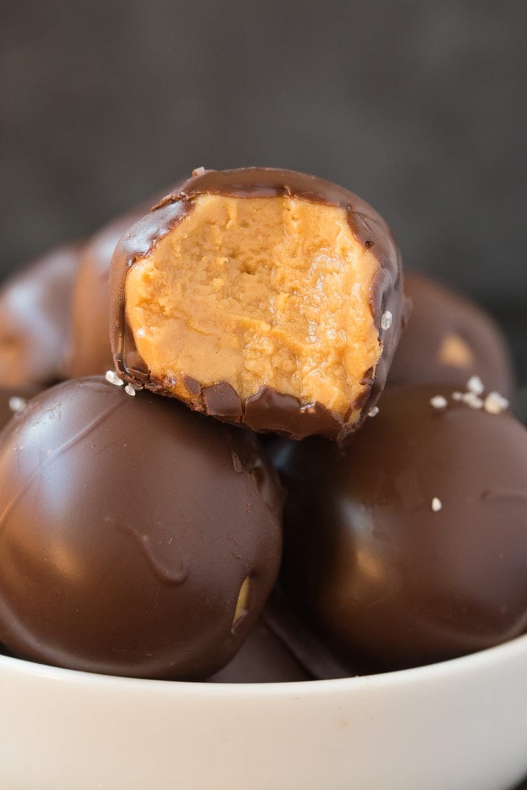 peanut butter chocolate protein balls recipe