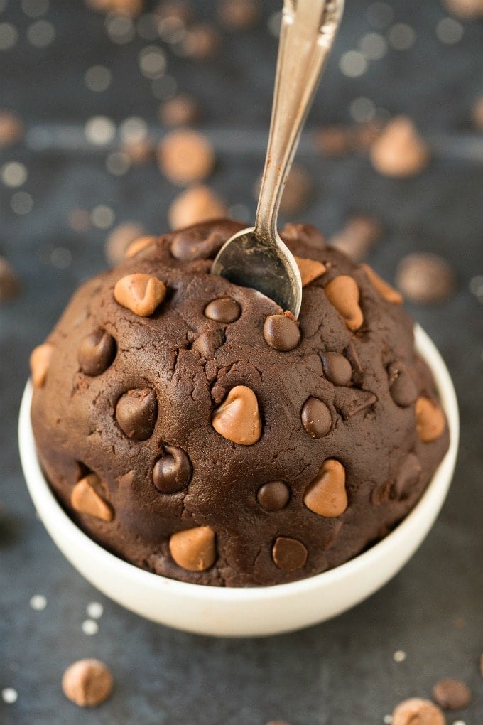 Low Carb Keto Chocolate Cookie Dough (Edible, Paleo, Vegan)