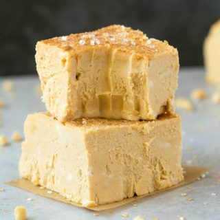 No Bake Pumpkin Cheesecake Bites (Paleo, Vegan, Keto, Dairy Free)- An easy 5-ingredient recipe for creamy, thick pumpkin cheesecake freezer bites- Healthy, low carb, sugar free and ready in 5 minutes- The ultimate no bake paleo vegan cheesecake dessert! #dairyfree #pumpkin #nobakecheesecake #ketodessert #vegandessert | Recipe on thebigmansworld.com