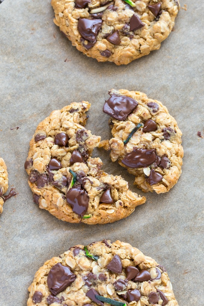 zucchini oatmeal chocolate chip cookies are soft, chewy and thick cookies ready in 15 minutes!