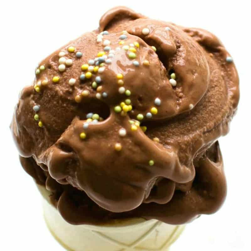 https://thebigmansworld.com/wp-content/uploads/2019/05/banana-chocolate-ice-cream6.jpg