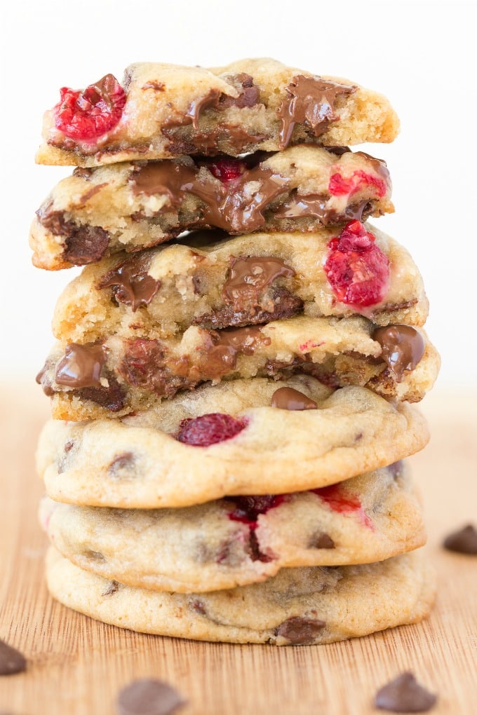 Healthy Dark Chocolate Raspberry Cookies made without eggs, without sugar and without dairy! 