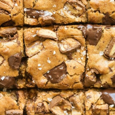 flourless keto candy bar blondies