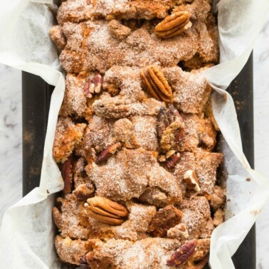 Banana bread recipe with pecans and cinnamon