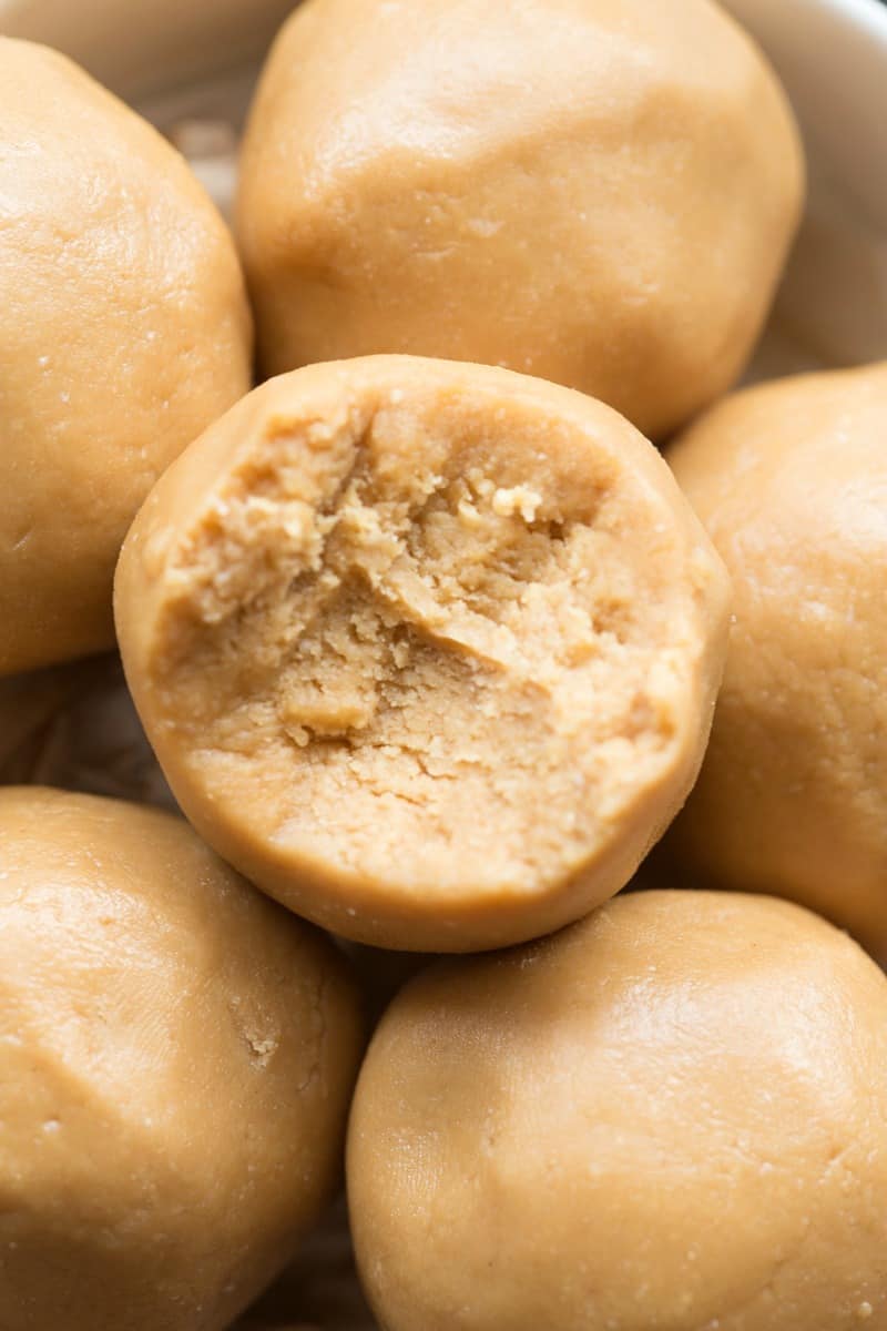 cashew butter no bake balls.