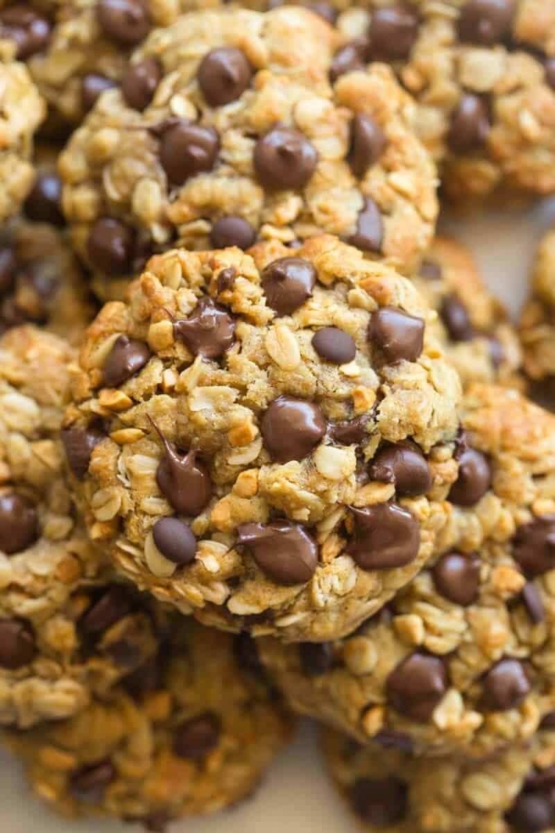 healthy peanut butter oatmeal cookies. 