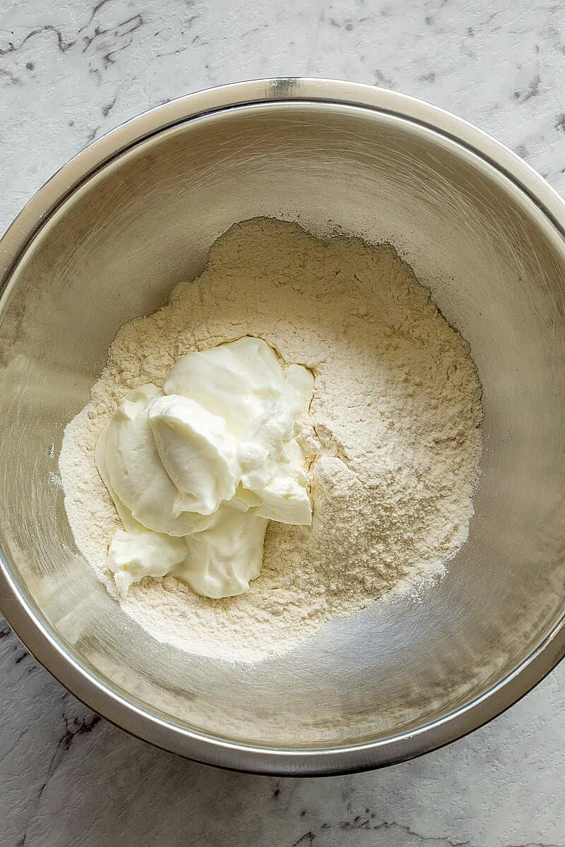 how to make Greek yogurt dough.