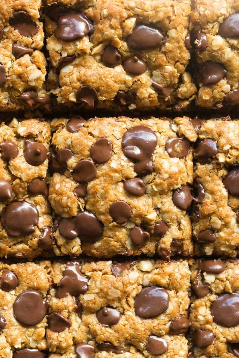 Healthy oatmeal cookie bars