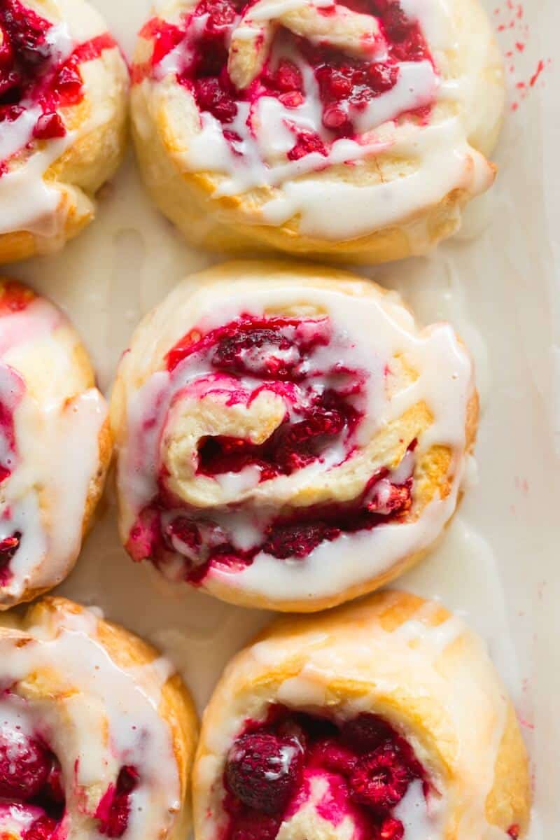 raspberry swirl sweet rolls